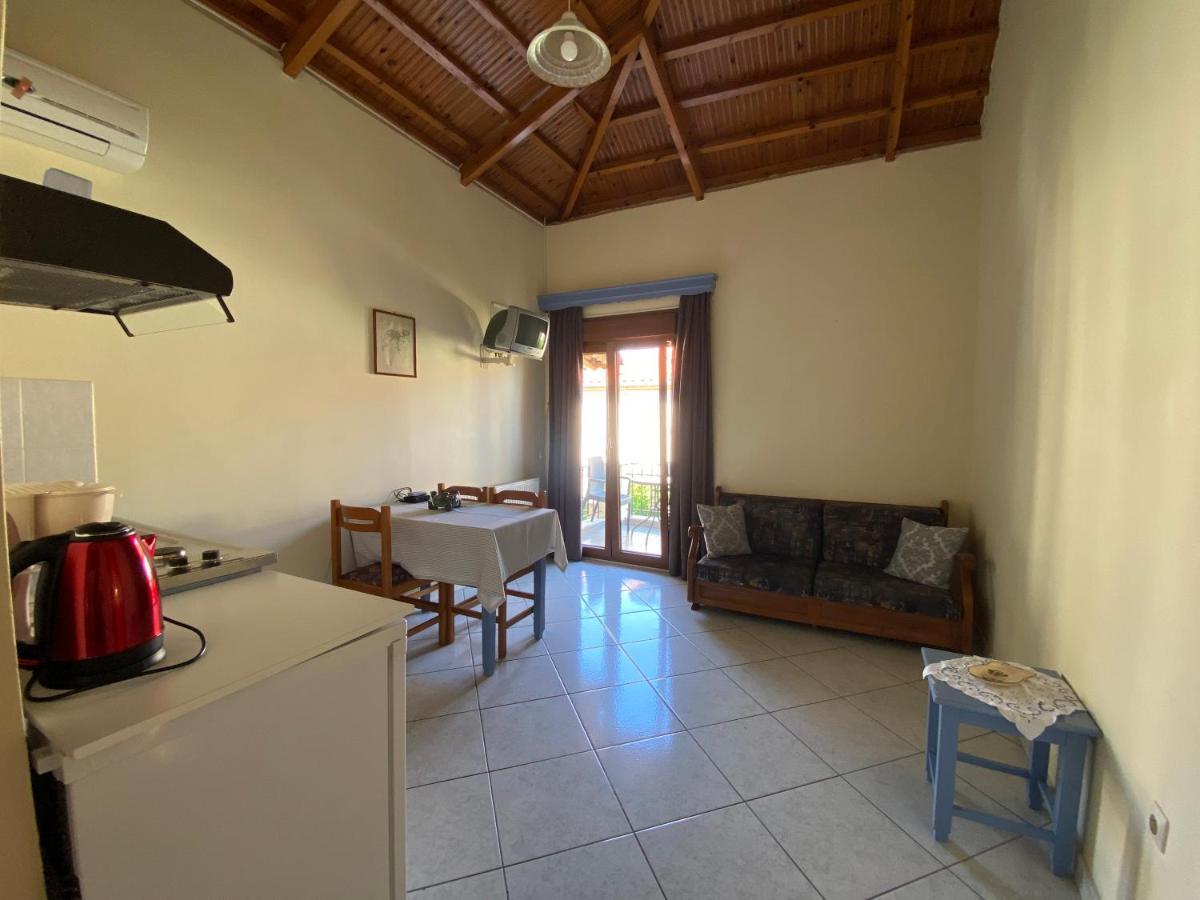 Roxani Studios-Apartments Petra  Luaran gambar