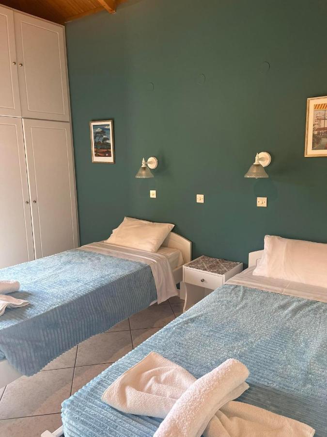 Roxani Studios-Apartments Petra  Luaran gambar